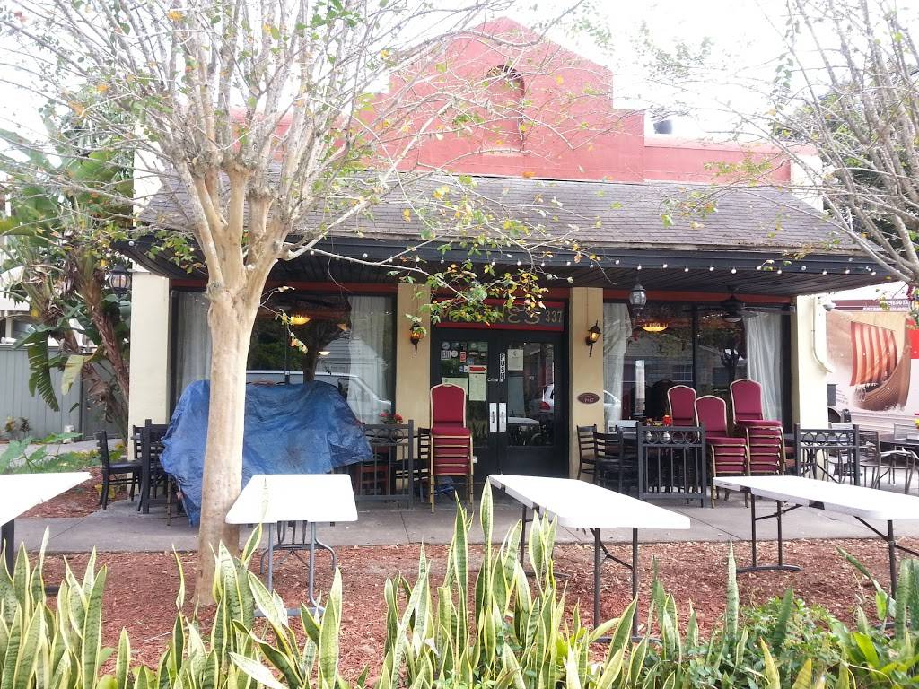 Maxines on Shine | restaurant | 337 North Shine Ave, Orlando, FL 32803, USA | 4076746841 OR +1 407-674-6841