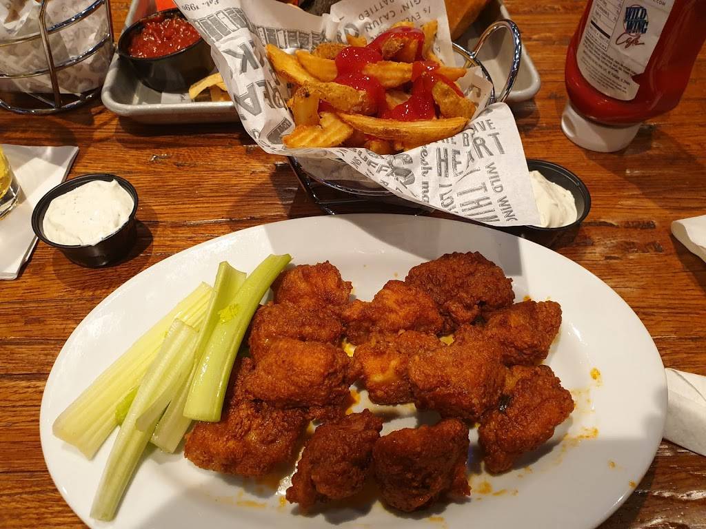 Wild Wing Cafe | restaurant | 1025 Woodruff Rd k103, Greenville, SC 29607, USA | 8642345202 OR +1 864-234-5202