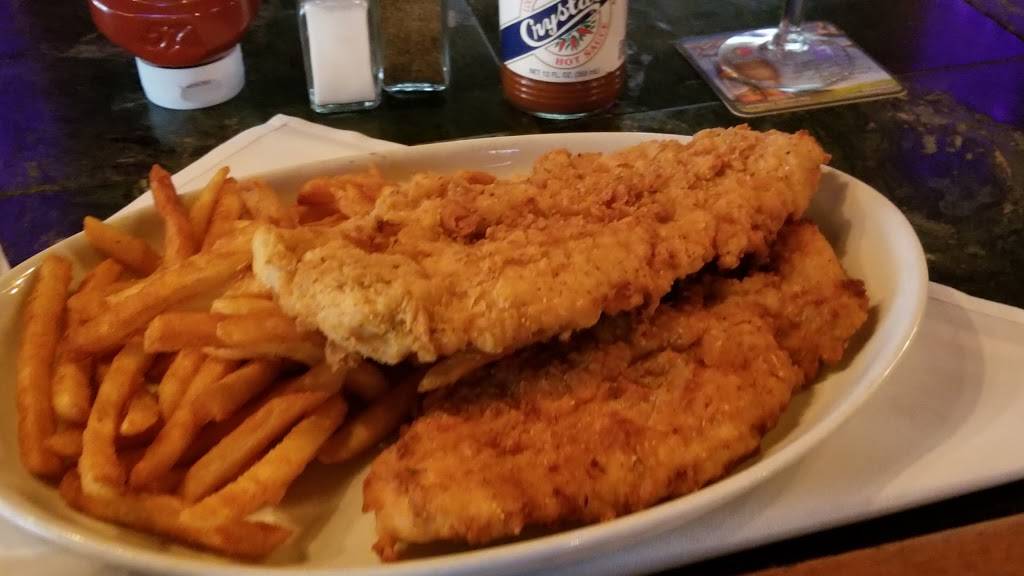 Finley’s Of Green Street | restaurant | 43 Green St, Huntington, NY 11743, USA | 6313513446 OR +1 631-351-3446