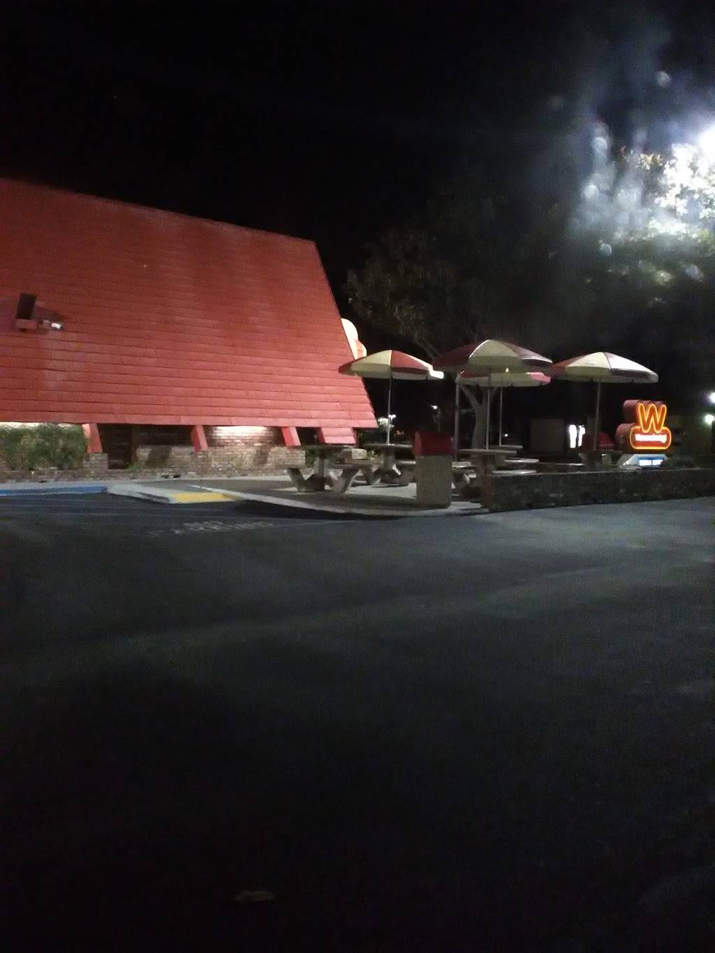 Wienerschnitzel | restaurant | 500 E Main St, Santa Maria, CA 93454, USA | 8059225558 OR +1 805-922-5558