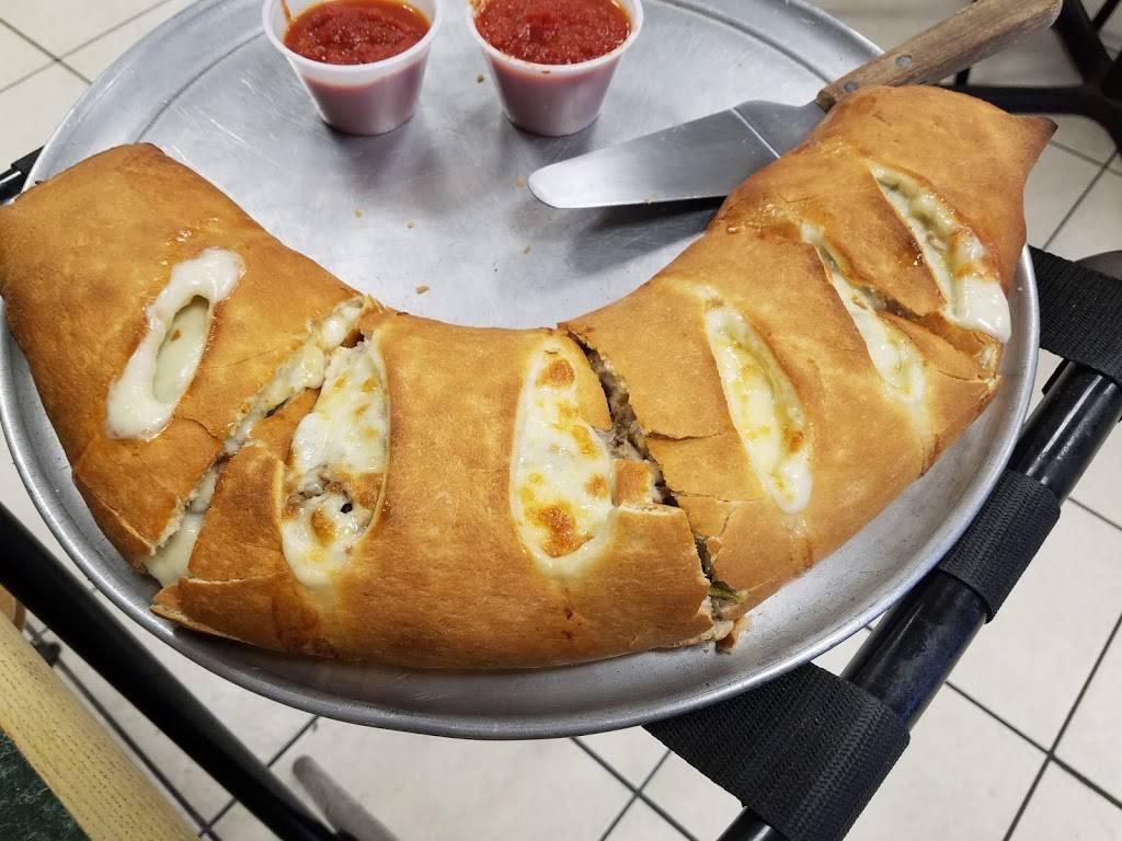 Sals Pizza & Family Restaurant | restaurant | 102 Main St, Slatington, PA 18080, USA | 6107601007 OR +1 610-760-1007