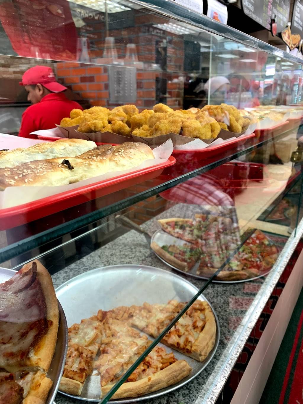 Bennys Famous Pizza | restaurant | 4514 13th Ave, Brooklyn, NY 11219, USA | 7184382369 OR +1 718-438-2369