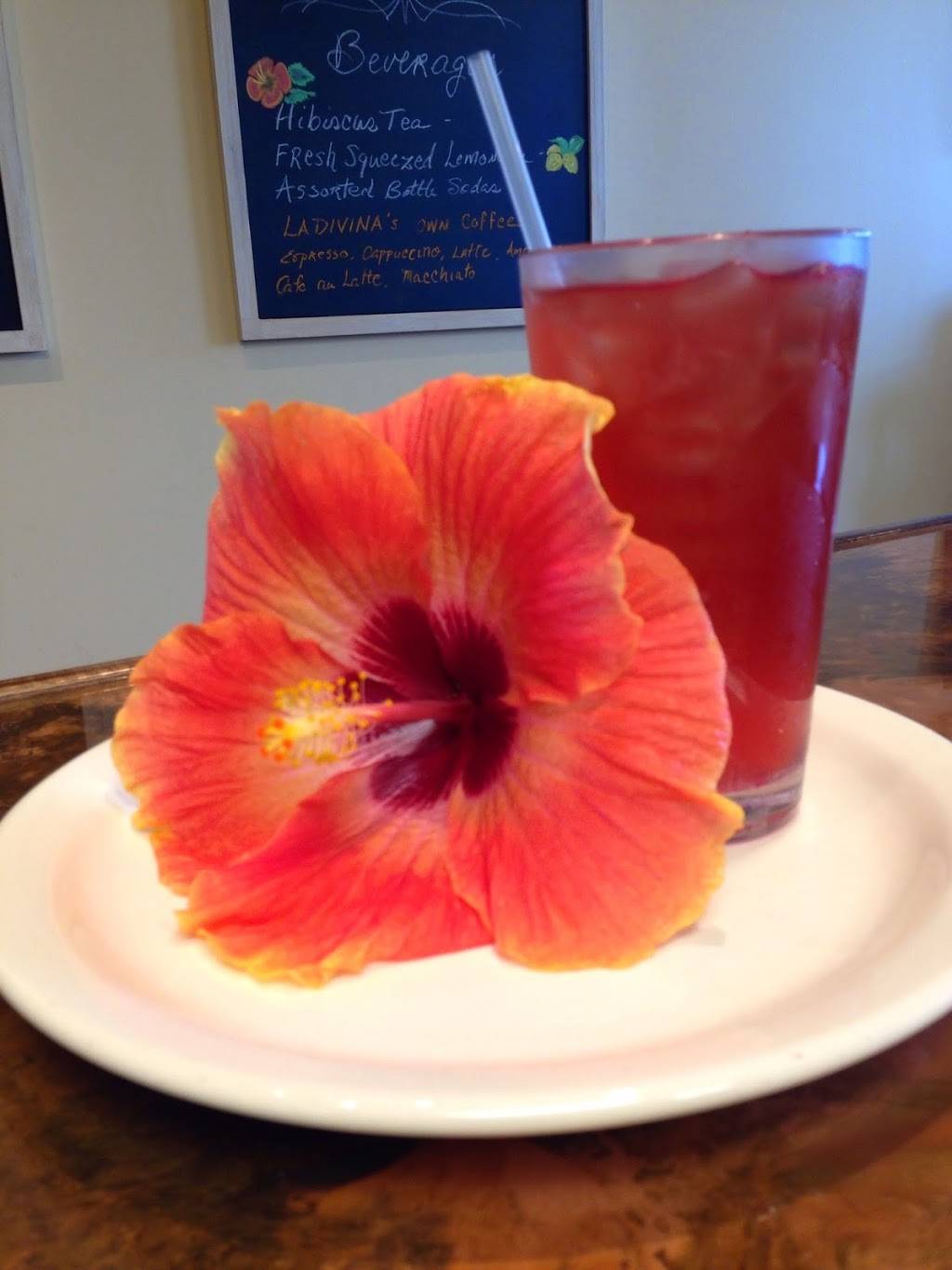 La Divina Italian Cafe | restaurant | 3535 Perkins Rd #360, Baton Rouge, LA 70808, USA | 2257718488 OR +1 225-771-8488