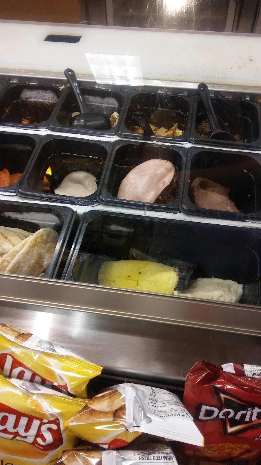 Subway Restaurants | restaurant | 8124 Fredericksburg Rd, San Antonio, TX 78229, USA | 2109495185 OR +1 210-949-5185