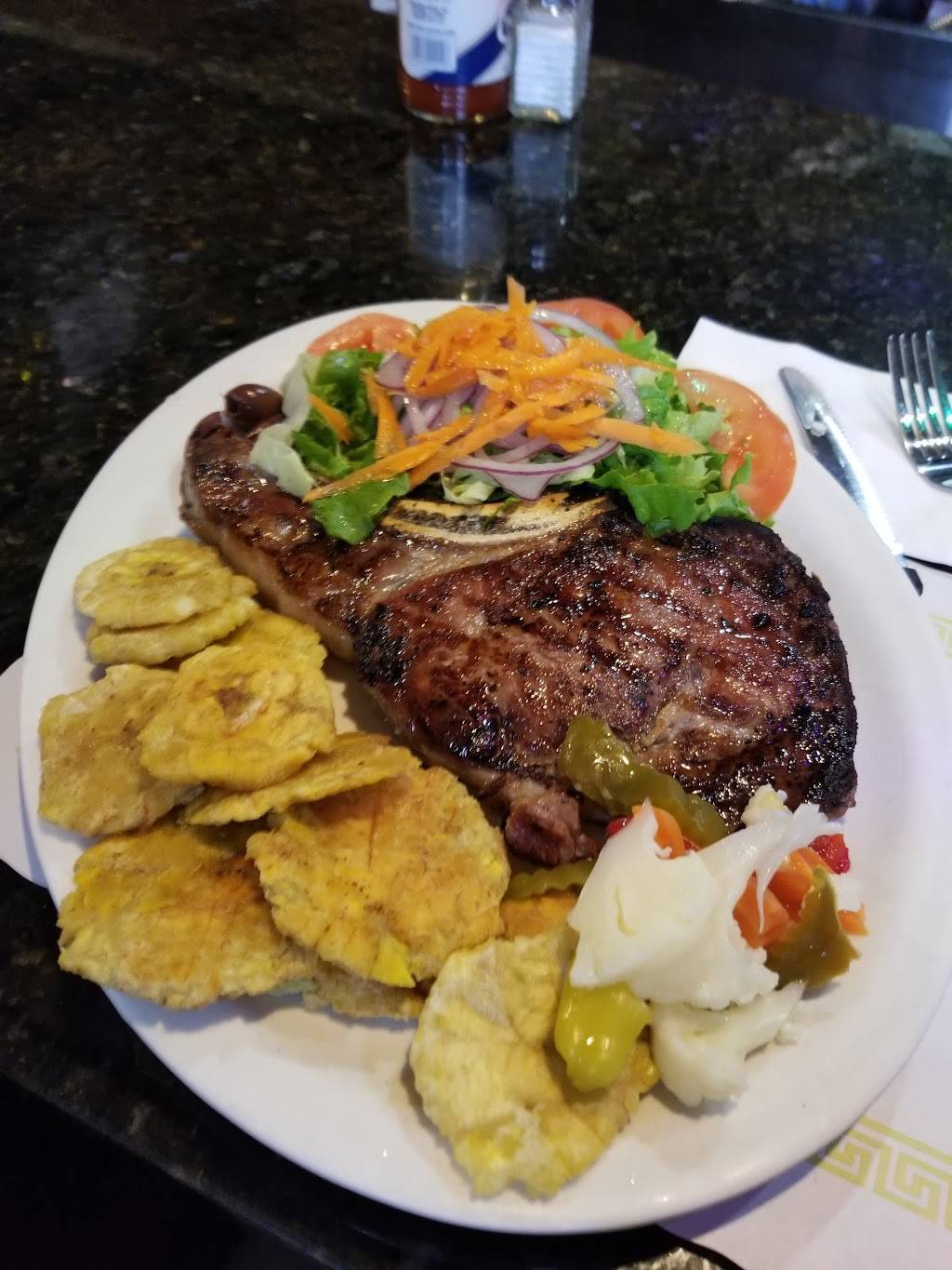 A Langosta | restaurant | 901 E Cayuga St, Philadelphia, PA 19124, USA | 2157440171 OR +1 215-744-0171