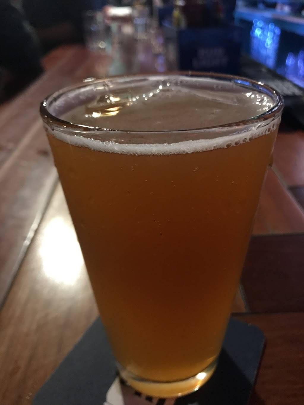 Fit-Zs Bar & Grille | restaurant | 451 Main St, Watertown, MA 02472, USA | 6179233969 OR +1 617-923-3969