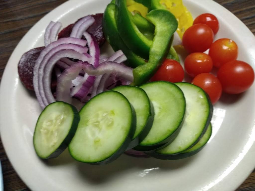 Sallys Family Restaurant & Whatta Pizza | restaurant | 103 N Charles St, White Cloud, MI 49349, USA | 2316892000 OR +1 231-689-2000