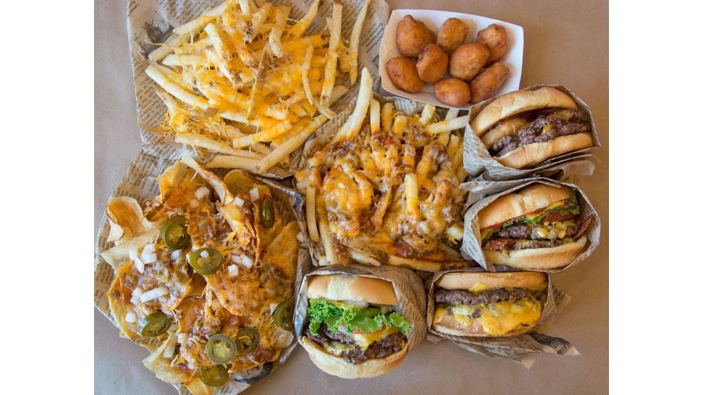 Wayback Burgers | restaurant | 17W420 22nd St, Oakbrook Terrace, IL 60181, USA | 6305011053 OR +1 630-501-1053