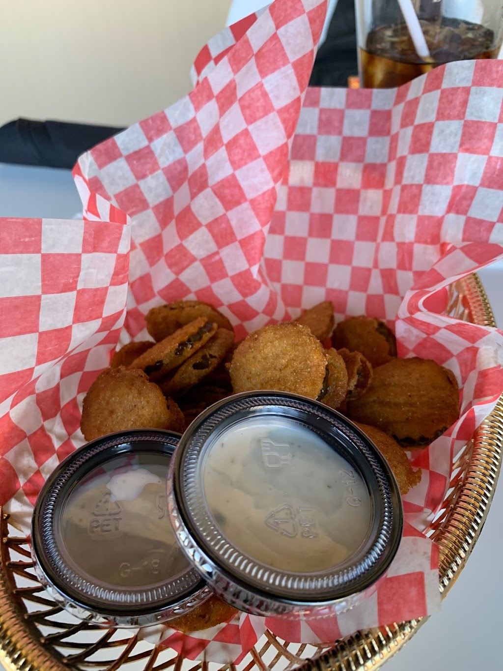 615 District | restaurant | 1950 S Church St, Murfreesboro, TN 37130, USA | 6156037601 OR +1 615-603-7601