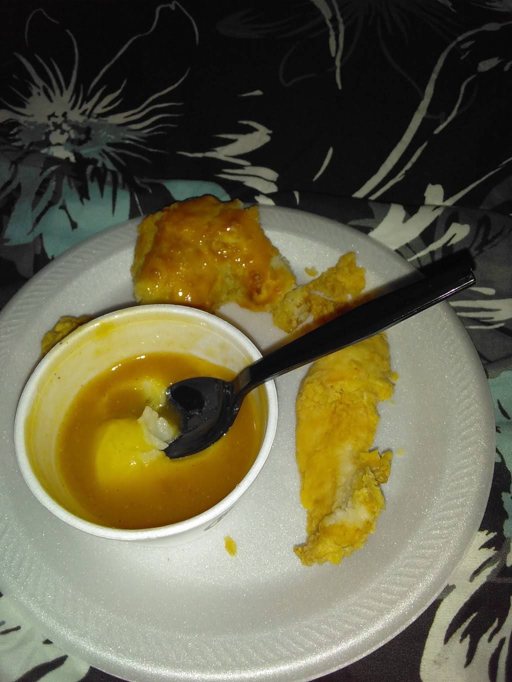 Churchs Chicken | restaurant | 13200 NW 27th Ave, Opa-locka, FL 33054, USA | 3056816412 OR +1 305-681-6412