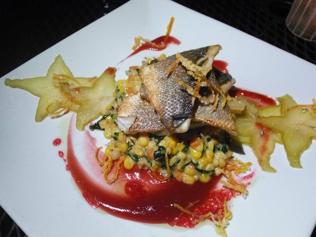 The Tasting Room | restaurant | 818 Town and Country Blvd #100, Houston, TX 77024, USA | 2818221500 OR +1 281-822-1500