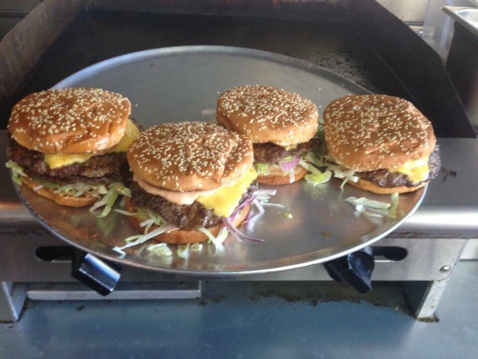 Reds Pizza | restaurant | 707 Pico Blvd, Santa Monica, CA 90405, USA | 3103108181 OR +1 310-310-8181