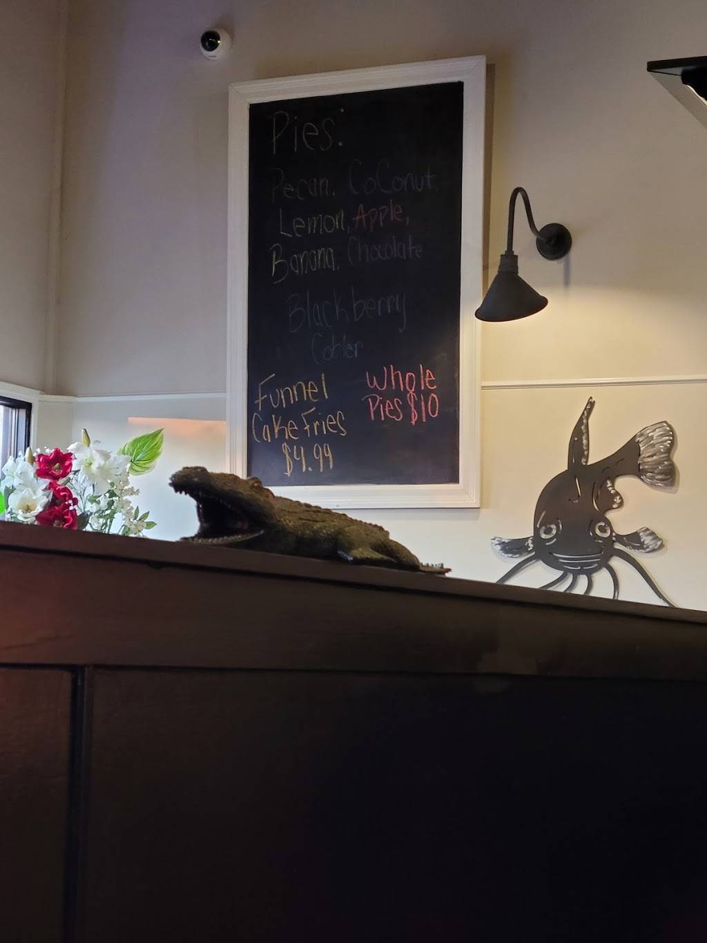 Cajun Catfish House | restaurant | 829 Eastland Dr, Jefferson City, MO 65101, USA | 5738934670 OR +1 573-893-4670