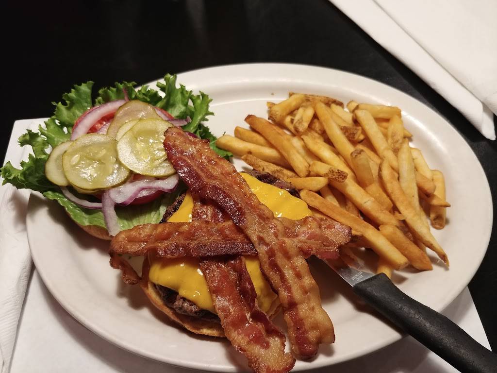 Our Place Dunedin | restaurant | 1617 Main St, Dunedin, FL 34698, USA | 7272390450 OR +1 727-239-0450