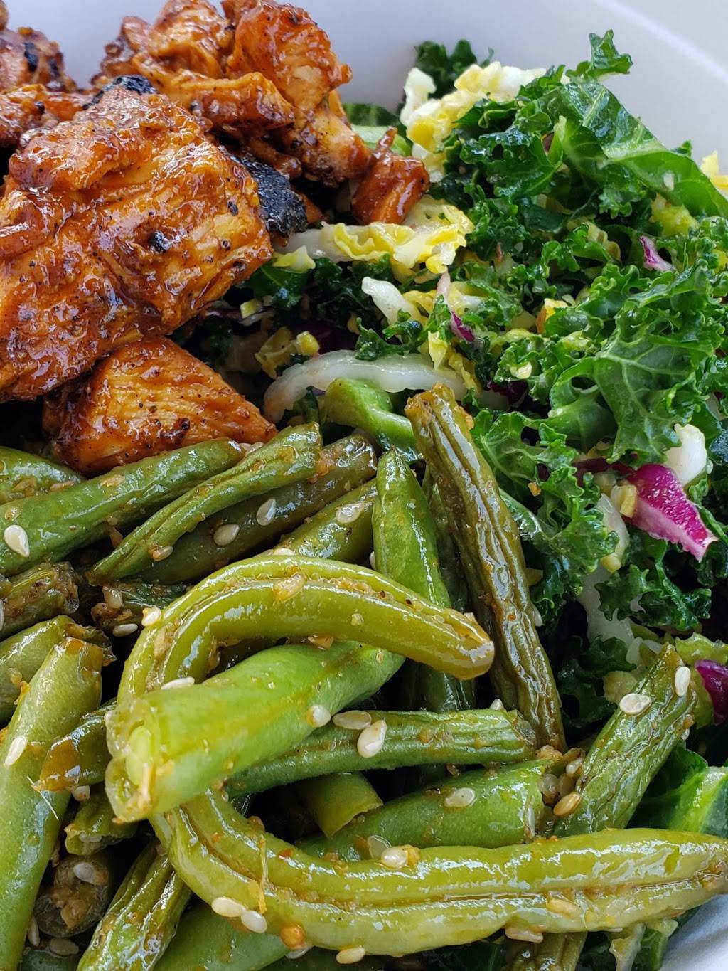 Fresh Kitchen | restaurant | 851 N. Alafaya Trail Q01, Orlando, FL 32828, USA | 4078662219 OR +1 407-866-2219