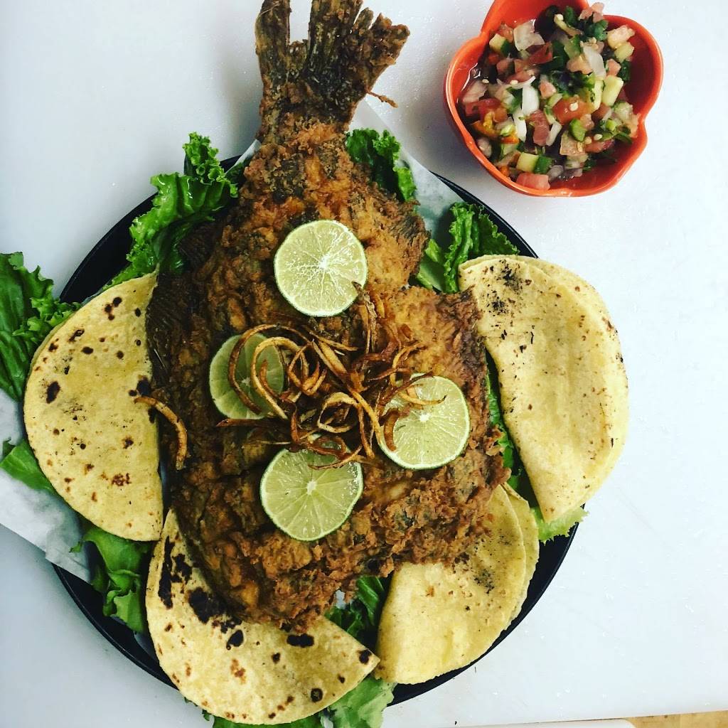 Wahoos Marina Cantina | restaurant | 1052 County Rd 201, Sargent, TX 77414, USA | 9792453691 OR +1 979-245-3691