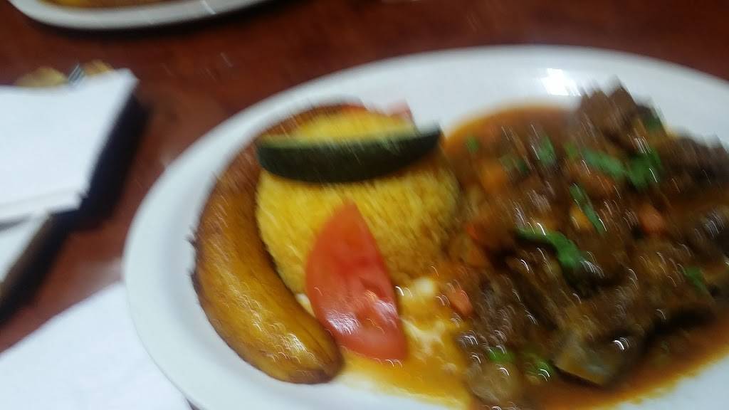 El Sabroso Coffee Shop | restaurant | 64-04 Roosevelt Ave, Woodside, NY 11377, USA | 7184240001 OR +1 718-424-0001