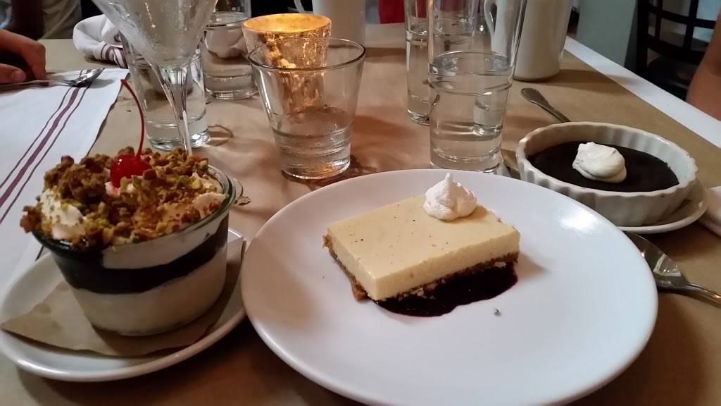 Chilmark Tavern | restaurant | 9 State Rd, Chilmark, MA 02535, USA | 5086459400 OR +1 508-645-9400