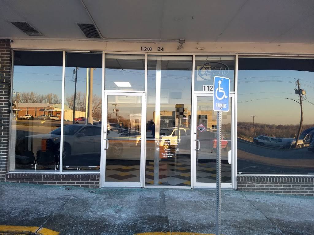 Little Caesars Pizza | meal takeaway | US-24 11203a E, Independence, MO 64054, USA | 8167093412 OR +1 816-709-3412