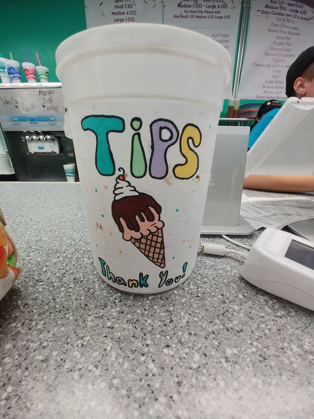 Cadillac Ice Cream Company | restaurant | 101-199 Leisure St, Cadillac, MI 49601, USA | 2317757151 OR +1 231-775-7151