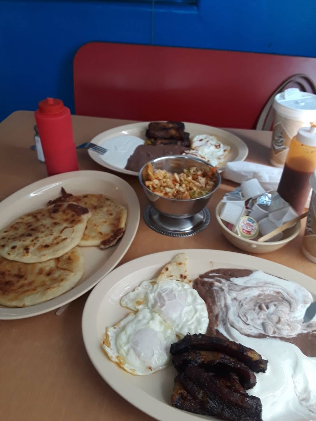 Rinconsito Latino | restaurant | 601 E Brundage Ln, Bakersfield, CA 93307, USA | 6613951885 OR +1 661-395-1885