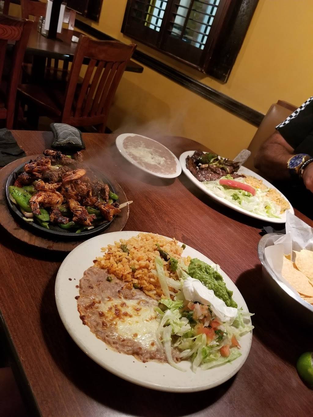 Adobo Taqueria and Tequila Bar | restaurant | 11585 Jones Bridge Rd, Alpharetta, GA 30022, USA | 7707721077 OR +1 770-772-1077