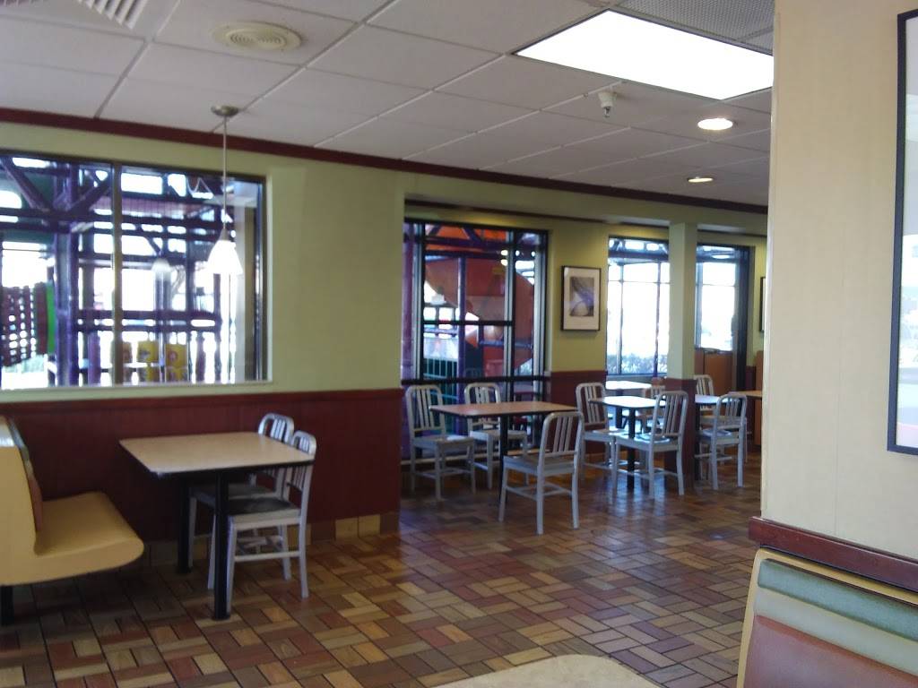 McDonalds | cafe | 2404 US-22, Union, NJ 07083, USA | 9086889066 OR +1 908-688-9066