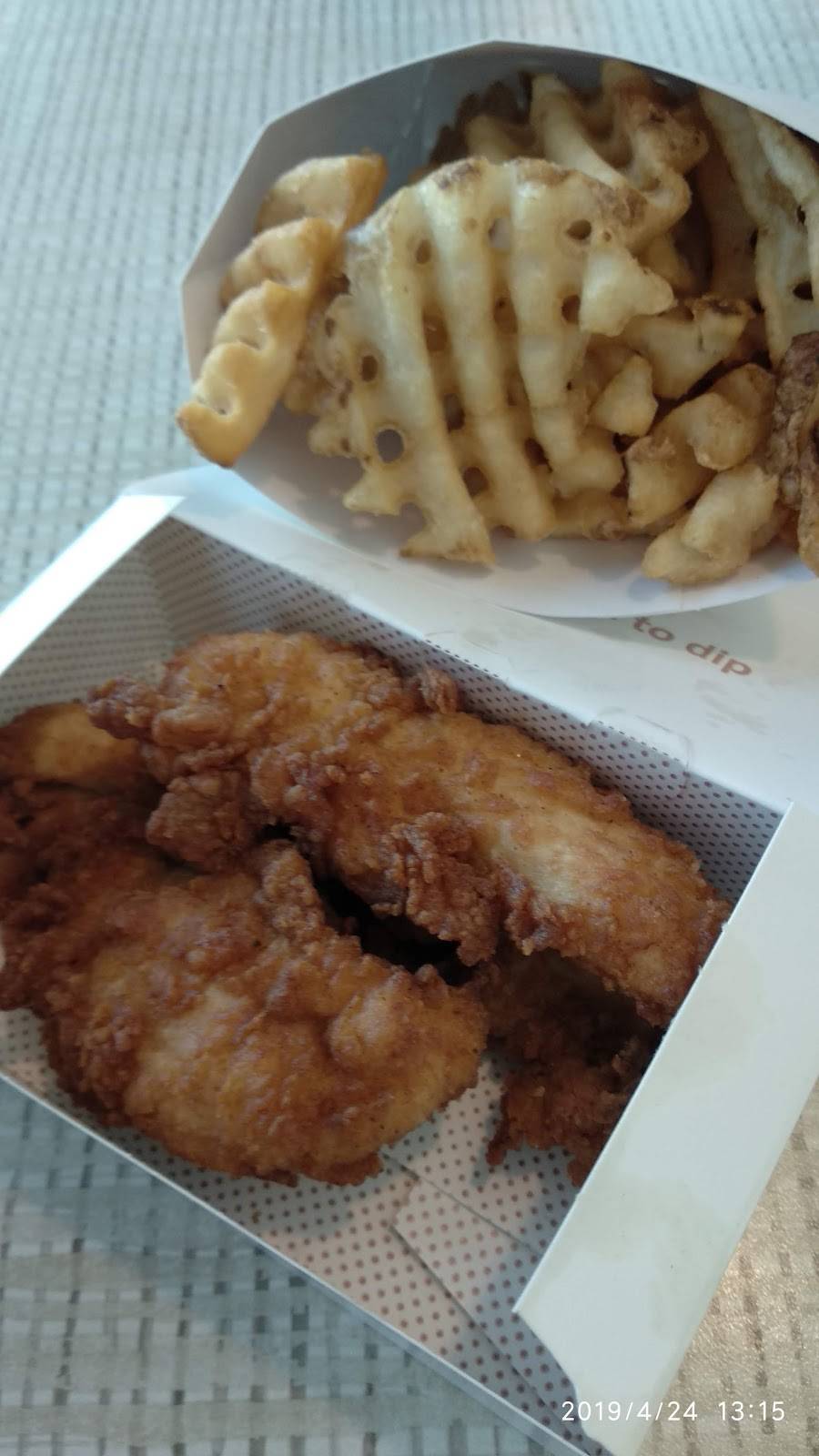 Chick-fil-A Fort Pierce | restaurant | 5560 Okeechobee Rd, Fort Pierce, FL 34947, USA | 8335882699 OR +1 833-588-2699