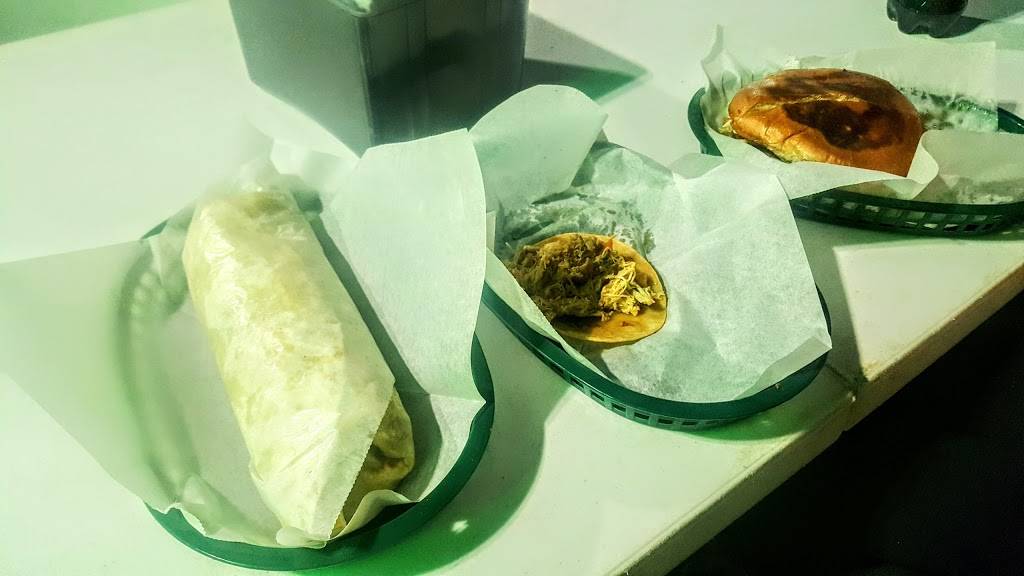 Taqueria El Chuy | restaurant | 1635 W Oak Ridge Rd, Orlando, FL 32809, USA | 4077167898 OR +1 407-716-7898