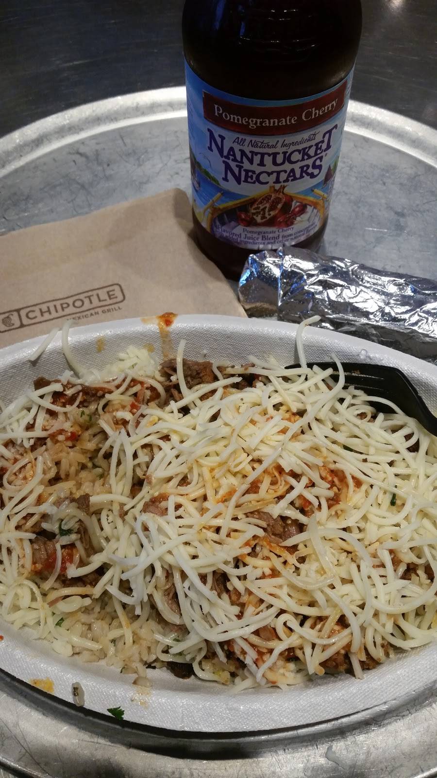 Chipotle Mexican Grill | restaurant | 500 Del Monte Center Ste 30, Monterey, CA 93940, USA | 8316419353 OR +1 831-641-9353