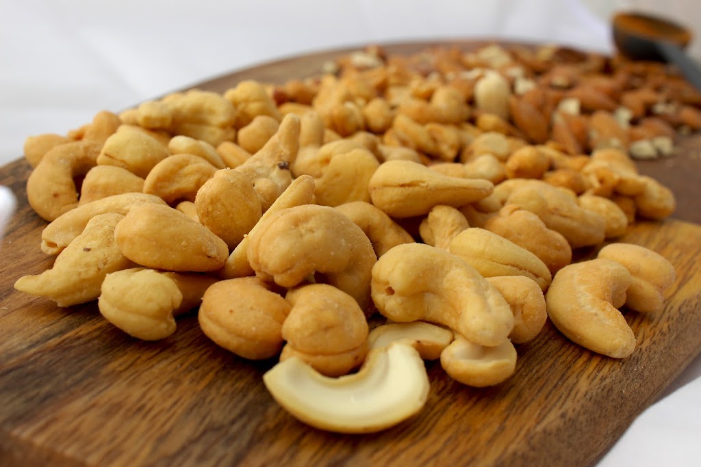 The Holleman Snack Shop | meal takeaway | 2 S 35th Ave #6336, Phoenix, AZ 85009, USA | 6026884569 OR +1 602-688-4569