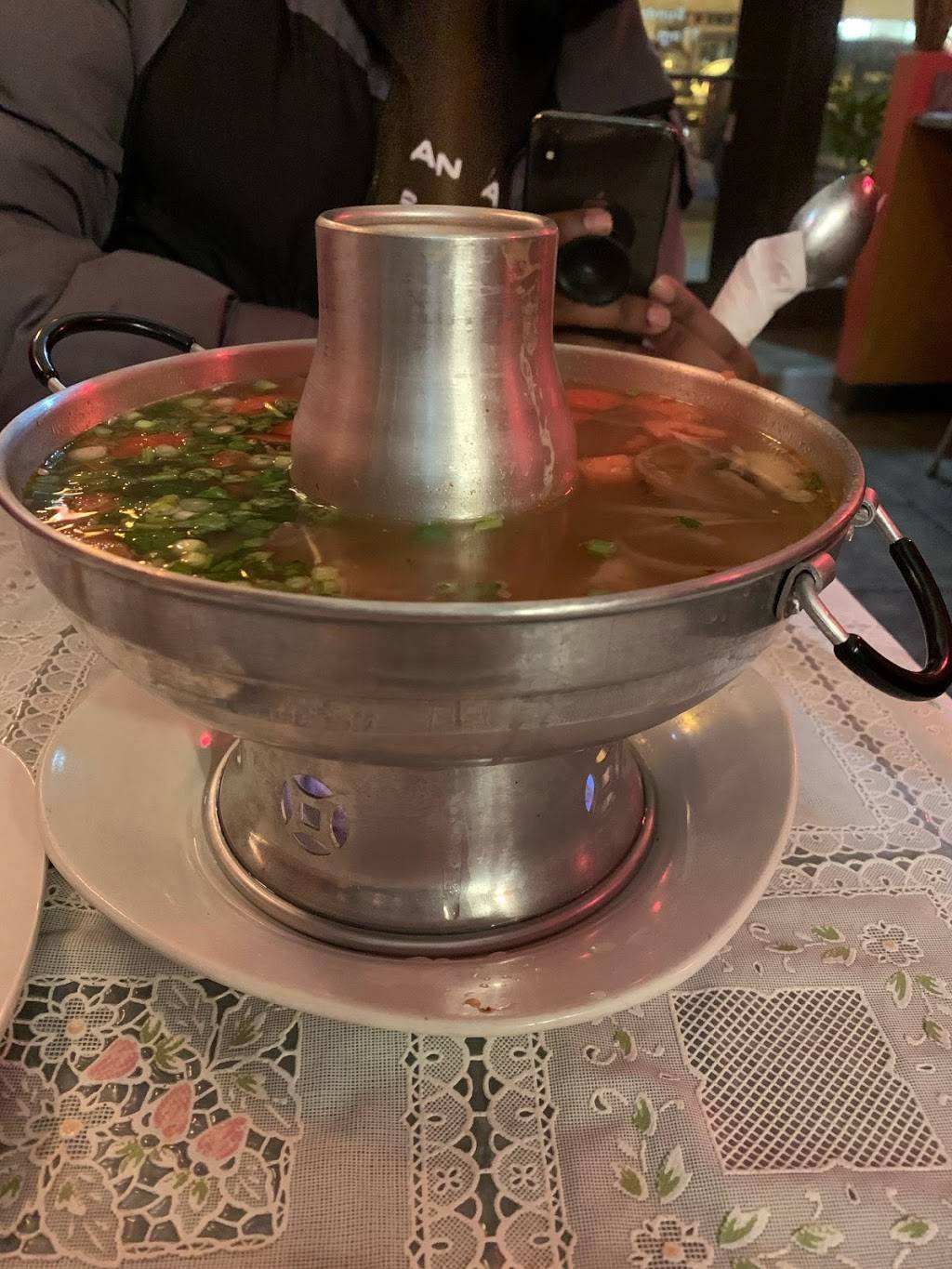 Chims Thai Kitchen @Down Town | restaurant | 7 S 10th St, Columbia, MO 65201, USA | 5092953810 OR +1 509-295-3810