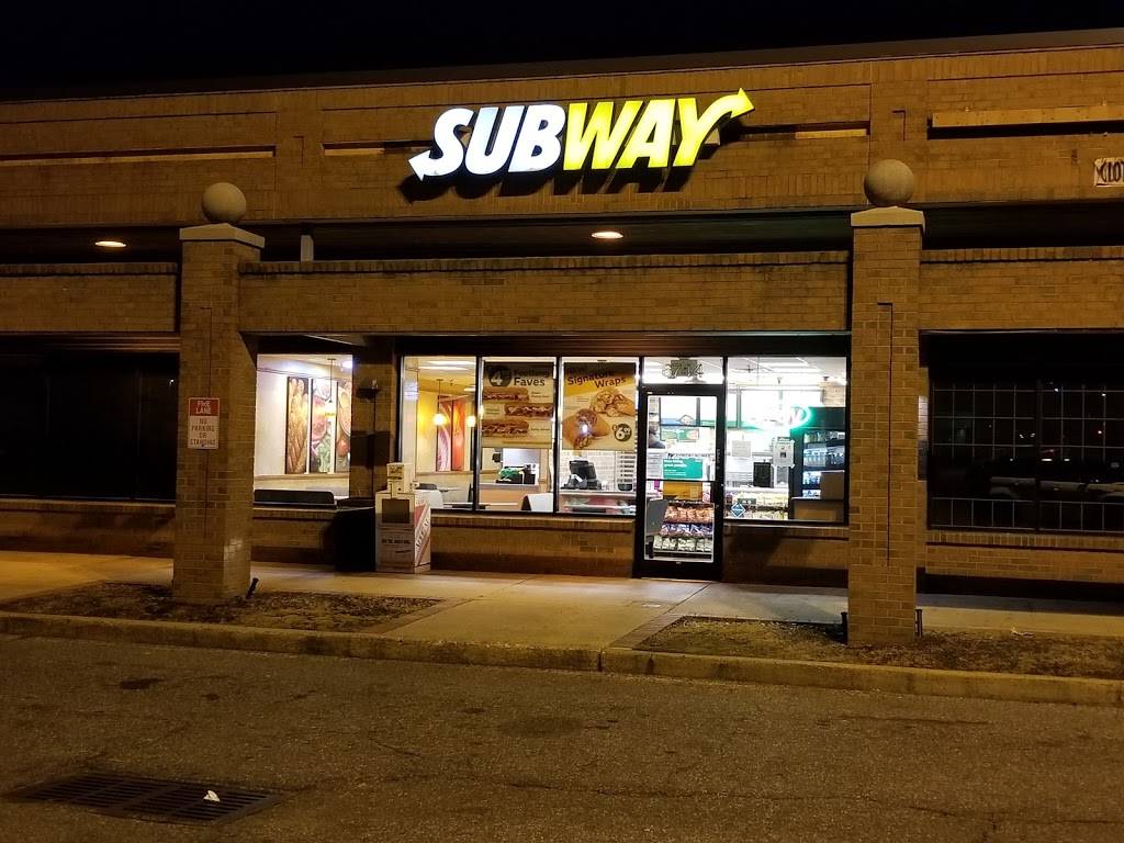 Subway | restaurant | 6740 Winchester Rd Suite 6744, Memphis, TN 38115, USA | 9015721951 OR +1 901-572-1951