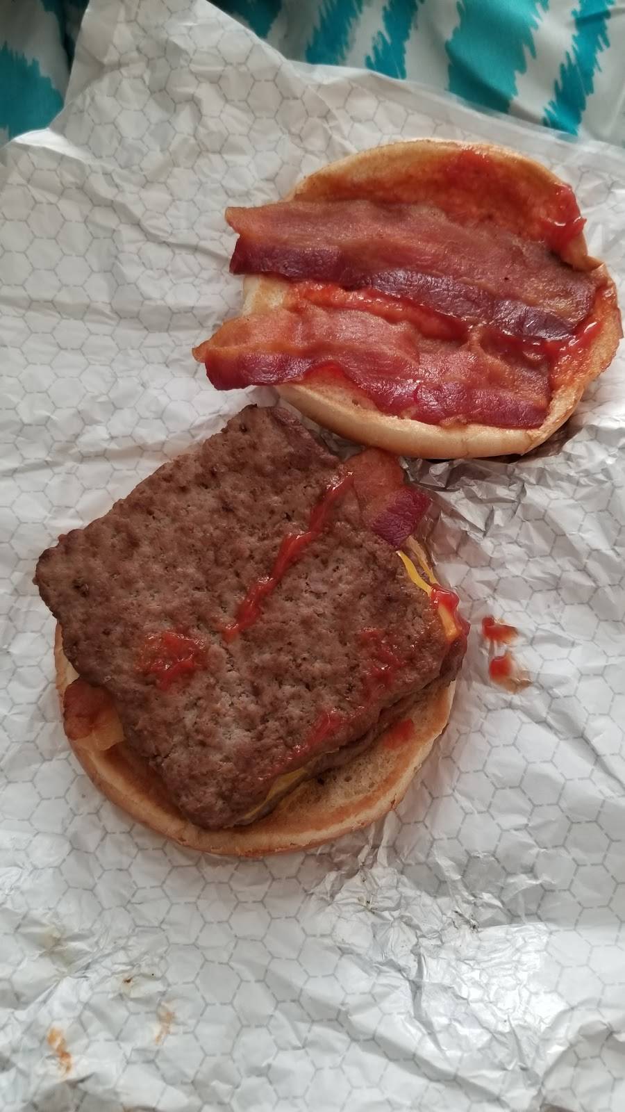 Wendys | restaurant | 881 S Sutton Rd, Streamwood, IL 60107, USA | 6305400382 OR +1 630-540-0382