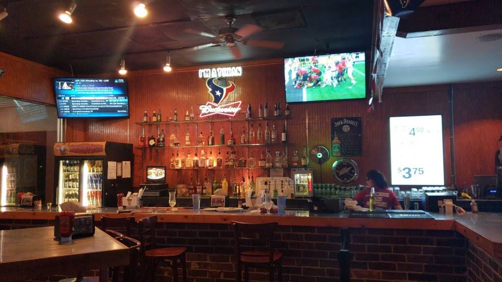 Brewingz | restaurant | 5598B North Fwy, Houston, TX 77076, USA | 7136959464 OR +1 713-695-9464