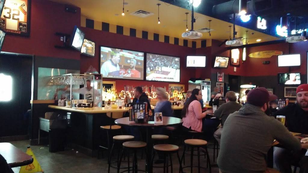 Buffalo Wild Wings | restaurant | 3417 Princeton Rd, Hamilton, OH 45011, USA | 5137372999 OR +1 513-737-2999