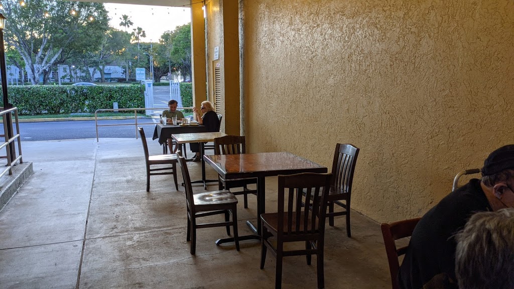 Italian Bistro | restaurant | 6600 W Atlantic Ave, Delray Beach, FL 33446, USA | 5614954500 OR +1 561-495-4500