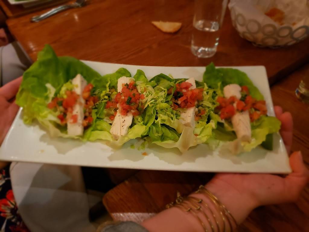 La Mesa Modern Mexican | restaurant | 51 S 1st St, St. Charles, IL 60174, USA | 6305490162 OR +1 630-549-0162