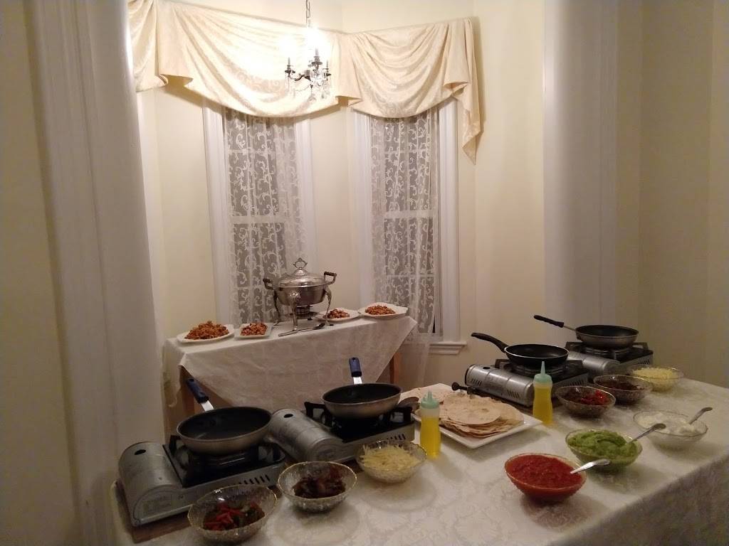 Tiffany Juliet House | restaurant | 82 Naubuc Ave, Glastonbury, CT 06033, USA | 8606331285 OR +1 860-633-1285