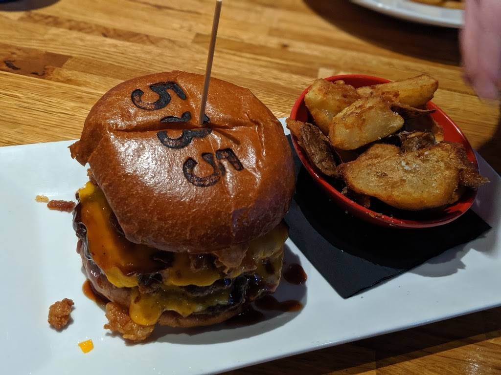 585 Rockin Burger Bar | restaurant | 250 Pixley Rd, Rochester, NY 14624, USA | 5852470079 OR +1 585-247-0079