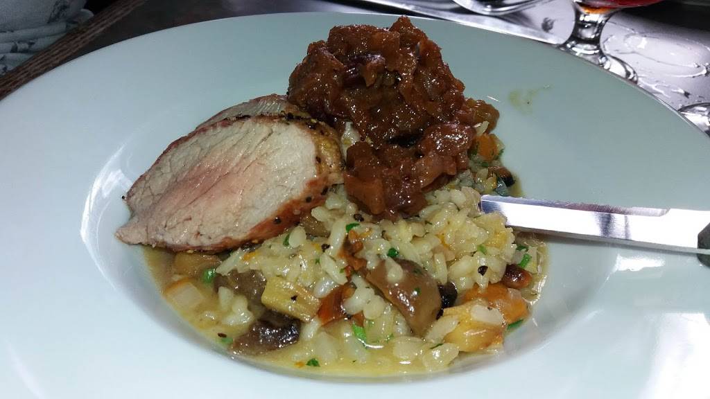 Reflections Restaurant | restaurant | 1390 E Oregon Rd, Leola, PA 17540, USA | 7176563717 OR +1 717-656-3717