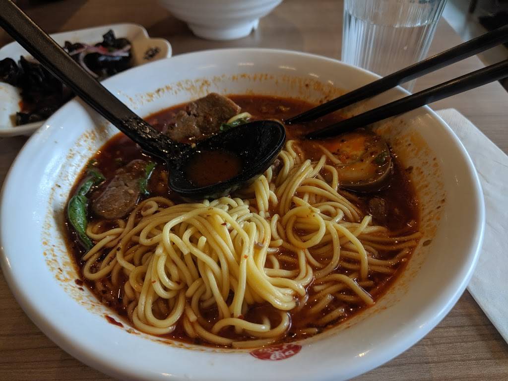 Hey Noodles 嘿小面 | restaurant | 900 Rathburn Rd W, Mississauga, ON L5C 4L2, Canada | 9052766777 OR +1 905-276-6777