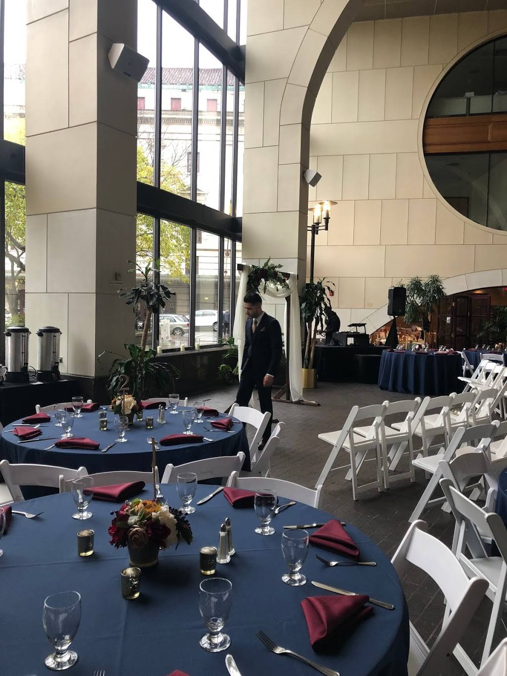 Max of Eastman Place | night club | 25 Gibbs St, Rochester, NY 14604, USA | 5856970491 OR +1 585-697-0491