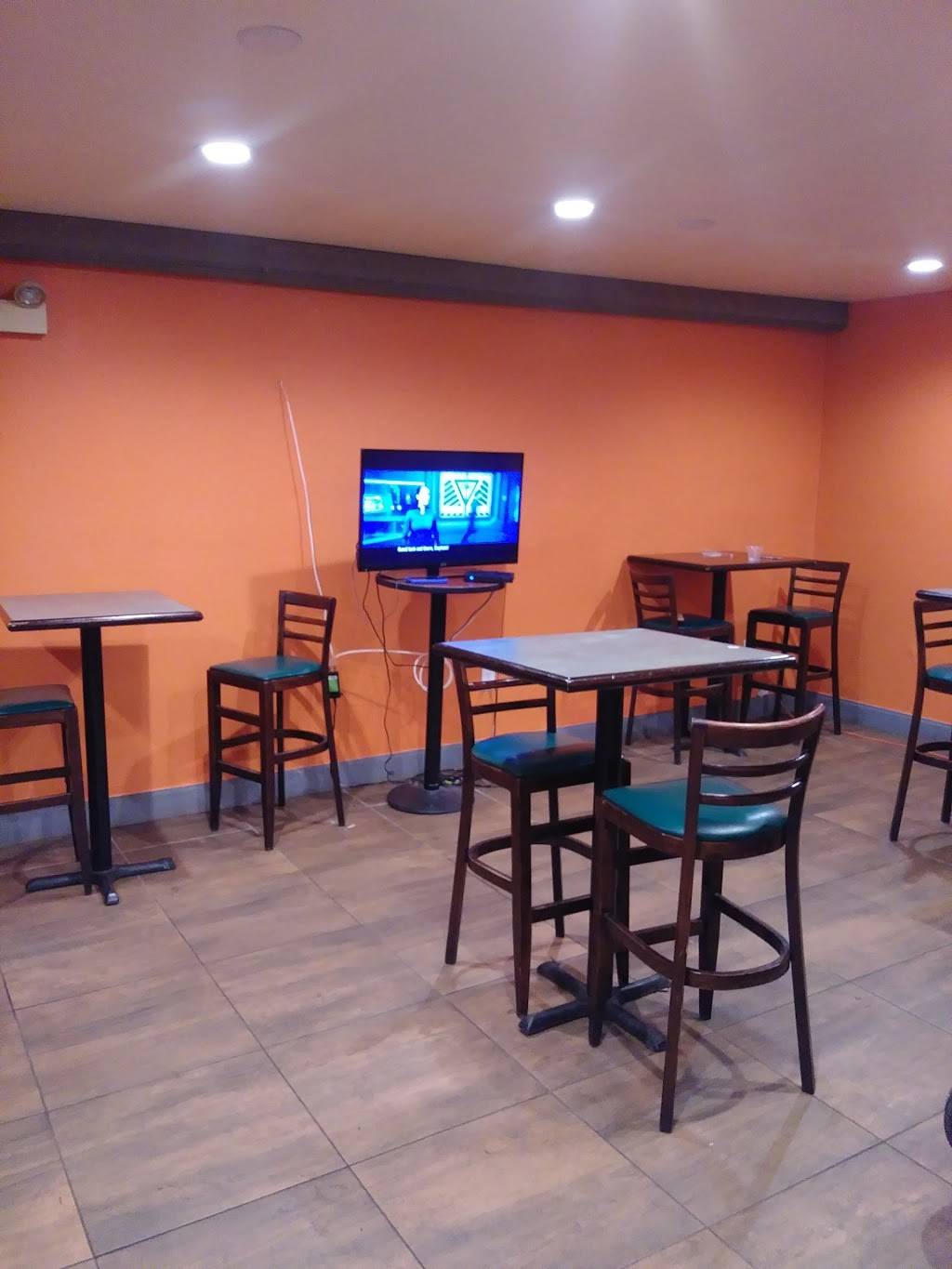 Chill and Grill Smokehouse | restaurant | 1807 NW 79th St, Miami, FL 33147, USA | 5618913015 OR +1 561-891-3015