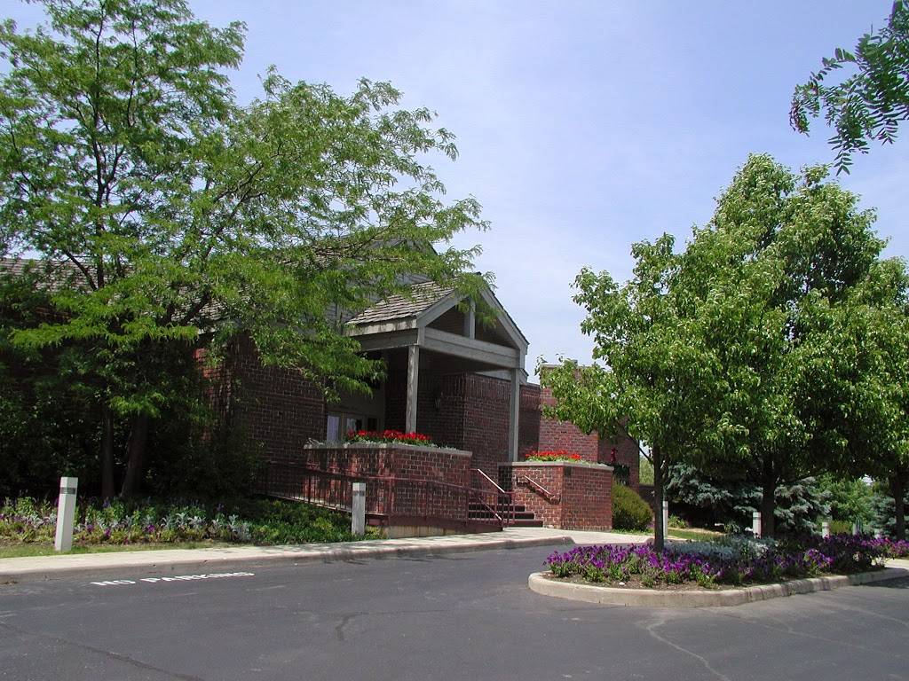 Seven Bridges Golf Club | restaurant | 1 Mulligan Dr, Woodridge, IL 60517, USA | 6309647777 OR +1 630-964-7777