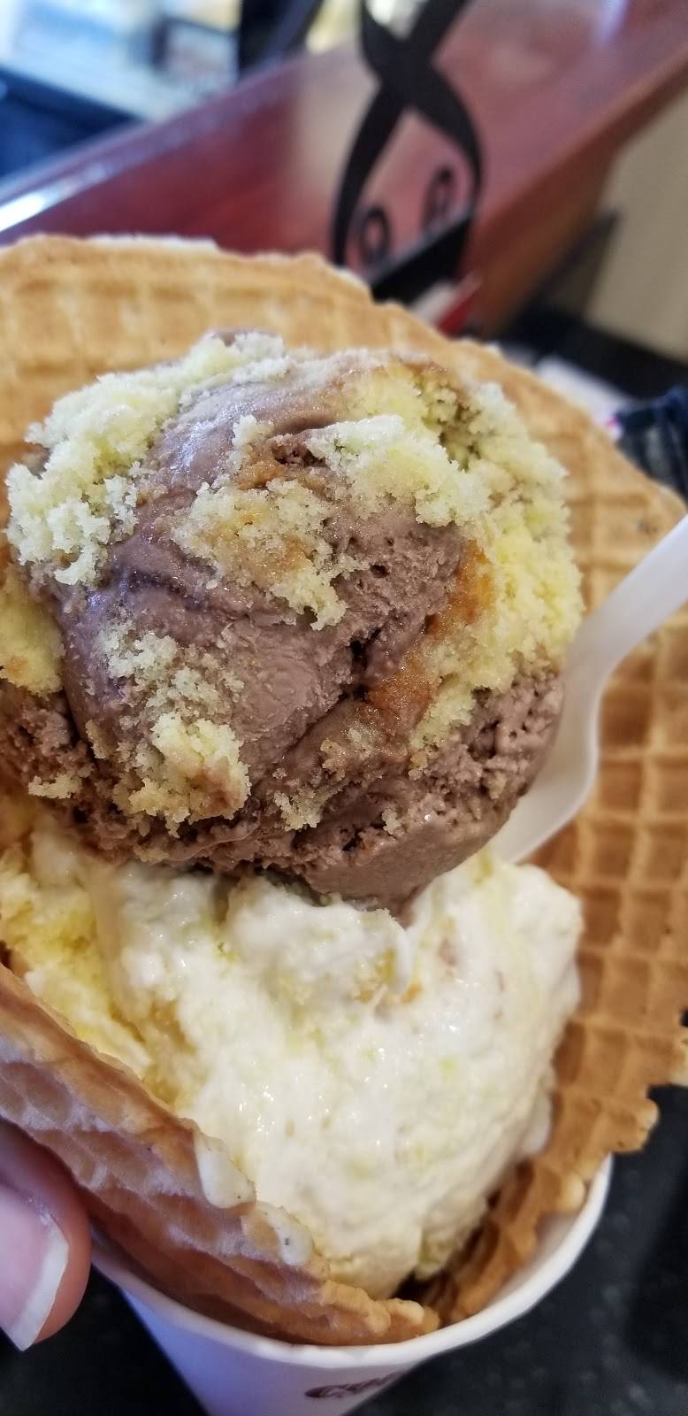 Cold Stone Creamery | bakery | 3388 W Century Blvd, Inglewood, CA 90303, USA | 3106711010 OR +1 310-671-1010