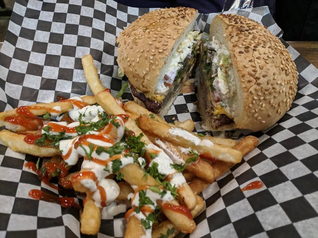 Yummis/Chip-N-Dip | restaurant | 9839 Yonge St, Richmond Hill, ON L4C 1V2, Canada | 9057638200 OR +1 905-763-8200