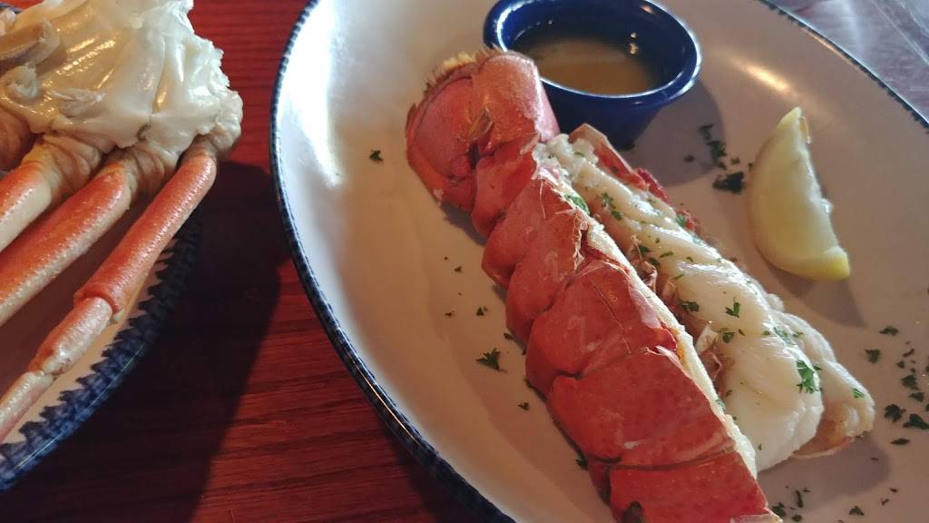 Red Lobster | restaurant | 230 Cypress Gardens Blvd, Winter Haven, FL 33880, USA | 8632948844 OR +1 863-294-8844