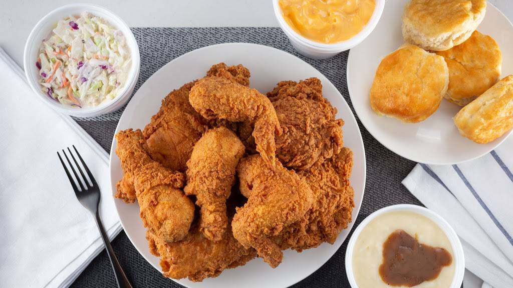 Chesters Chicken/Thrifty Ice Cream | restaurant | 10489 Monte Vista Ave, Montclair, CA 91763, USA | 9094459694 OR +1 909-445-9694