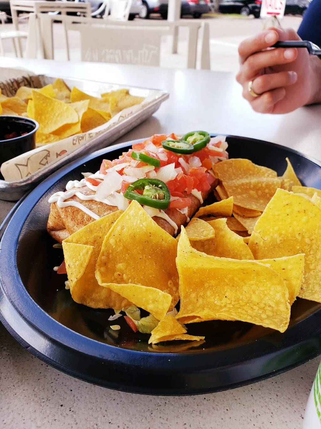 Tijuana Flats | restaurant | 9161 Narcoossee Rd #110, Orlando, FL 32827, USA | 4072495323 OR +1 407-249-5323